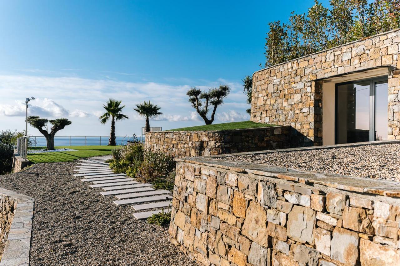 Villa Sabrina Riviera Dei Fiori A Picco Sul Mare Con Piscina Privata ,Wellness & Spa Imperia Exterior foto