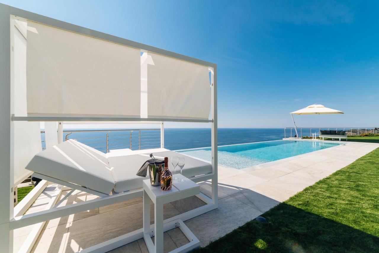 Villa Sabrina Riviera Dei Fiori A Picco Sul Mare Con Piscina Privata ,Wellness & Spa Imperia Exterior foto