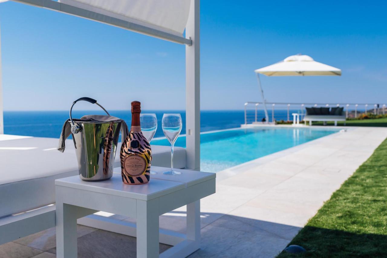 Villa Sabrina Riviera Dei Fiori A Picco Sul Mare Con Piscina Privata ,Wellness & Spa Imperia Exterior foto